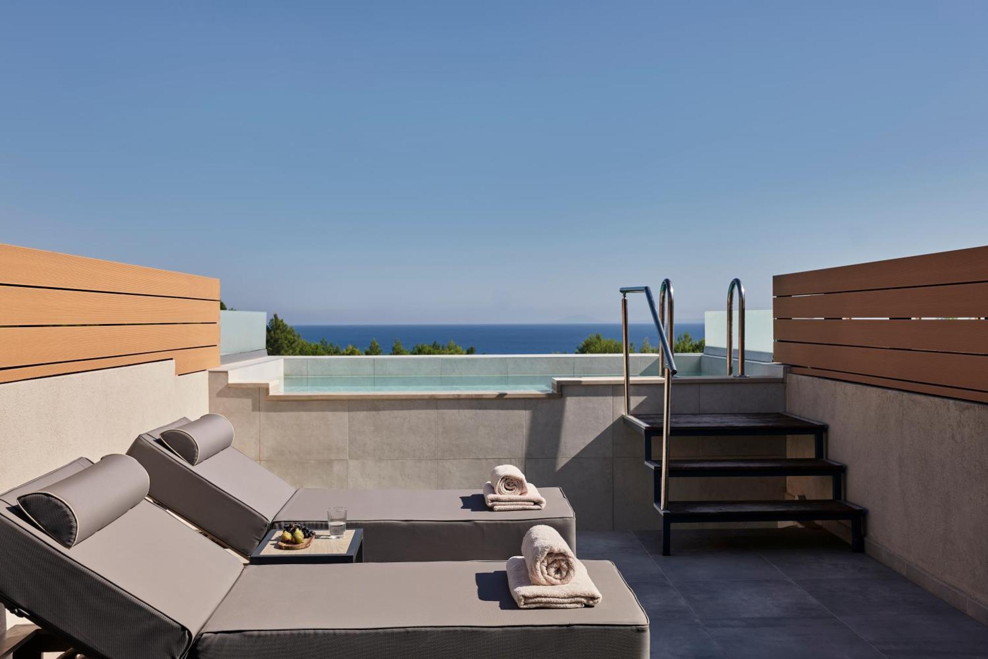 Celestial All Suites Afrato Ruang foto